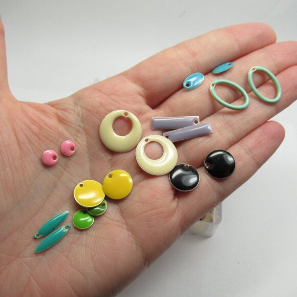 Enamel components - Picture 8 of 15